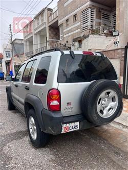 جیپ لیبێرتی